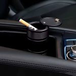 Autoaschenbecher aus Metall